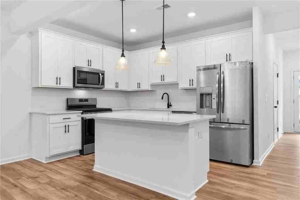 1637 Winpost Ln Nw - Photo 7 of 33