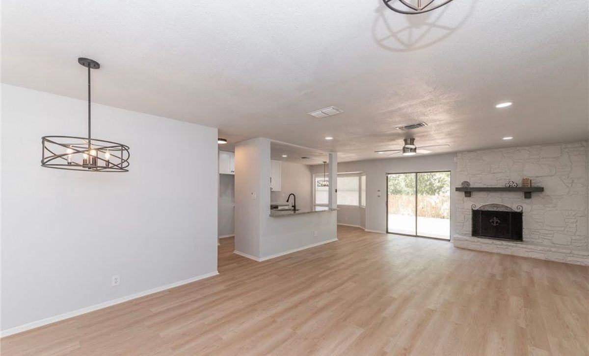 11359 Spring Crest St - Photo 5 of 11