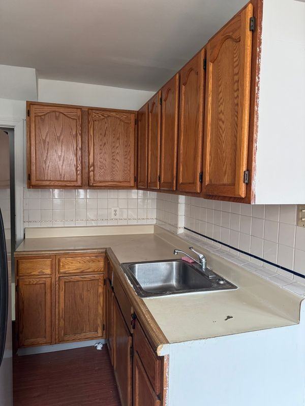 6639 Kindred St - Photo 6 of 7