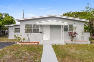 1511 Ne 205th Ter ##1 - Photo 1 of 1