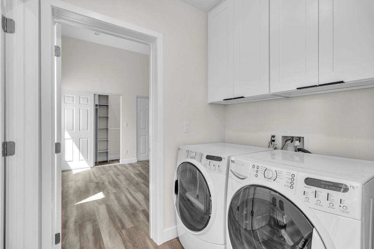 1400 Elm Ave - Photo 3 of 16