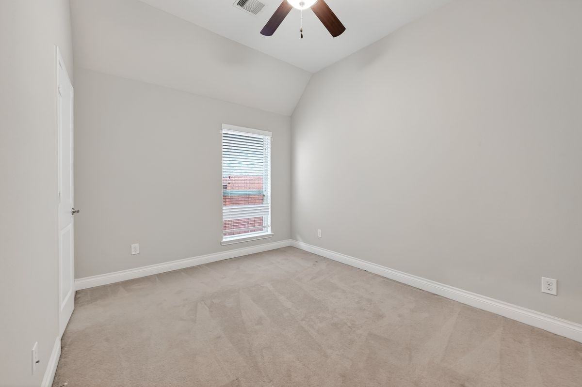 18011 Begbie Path - Photo 6 of 43