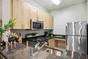 2103 Asbury Sq - Photo 1 of 1