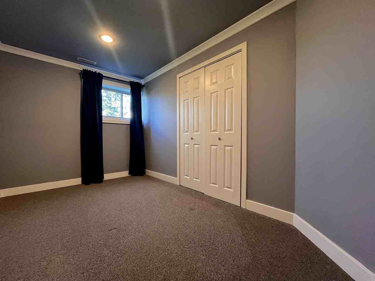 17872 58 Avenue - Photo 6 of 15