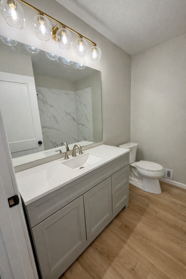 5628 Huron St Se #5630 - Photo 3 of 7