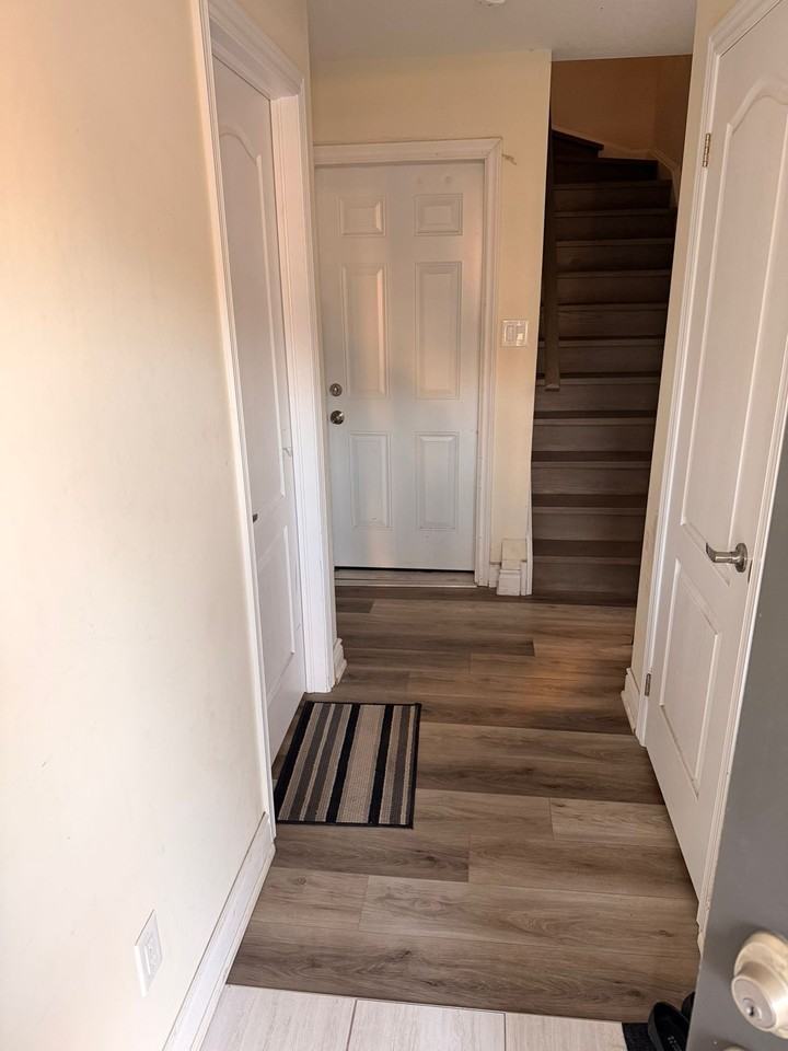 456 Linden Drive - Photo 2 of 9