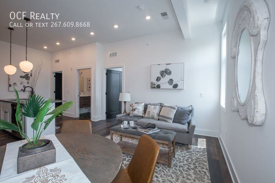 The Porter - 2940 W. Thompson Street - Photo 4 of 47