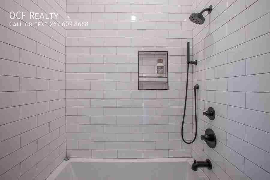 The Porter - 2940 W. Thompson Street - Photo 7 of 47