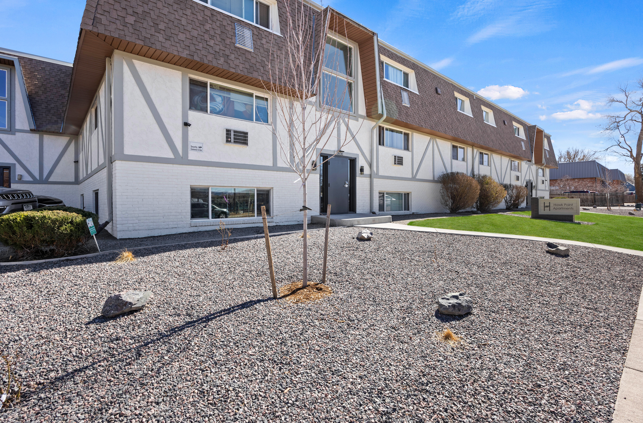 Hawk Point Apartments - Photo 3 of 3