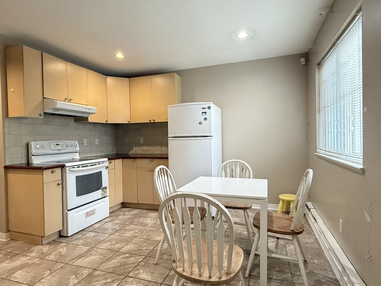 1819 East 64th Avenue - Photo 4 of 15