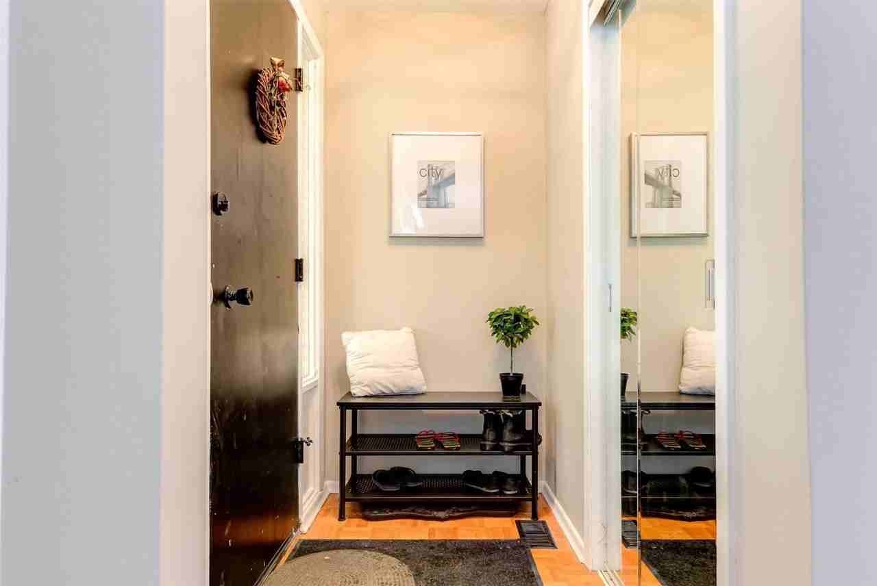 79 Longwood Drive - Photo 3 of 10