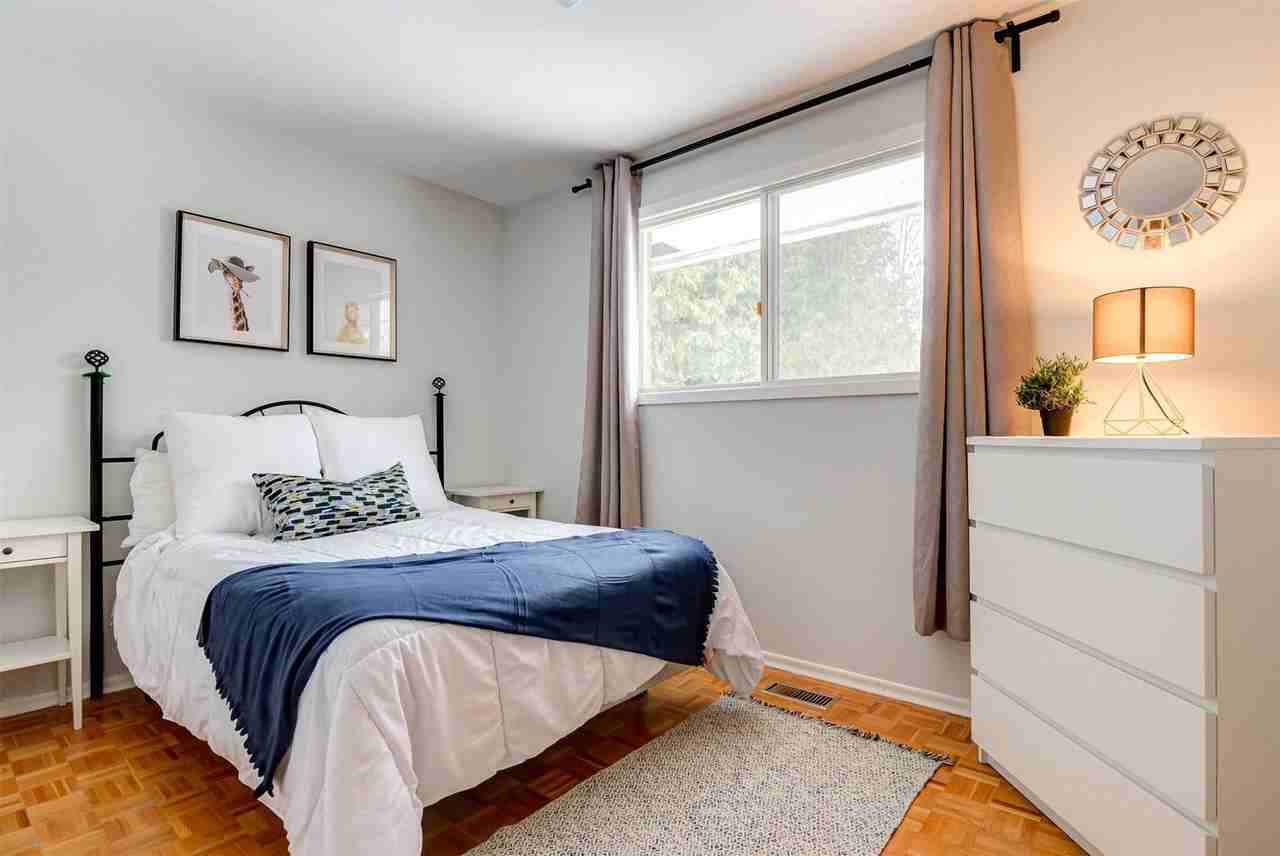 79 Longwood Drive - Photo 5 of 10