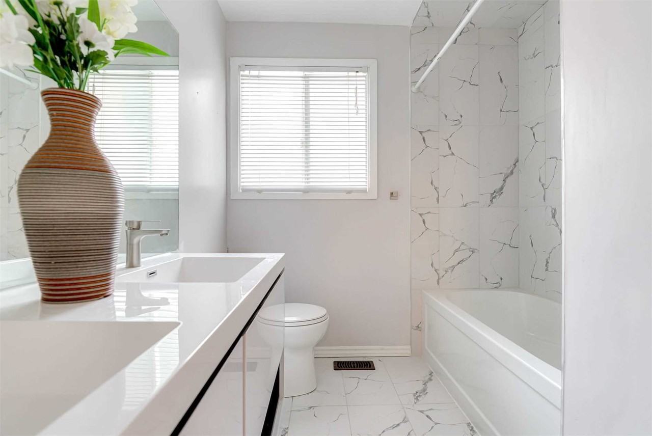 79 Longwood Drive - Photo 6 of 10