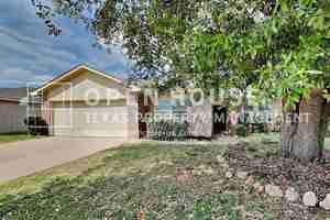 featured image of 520 Bailey St