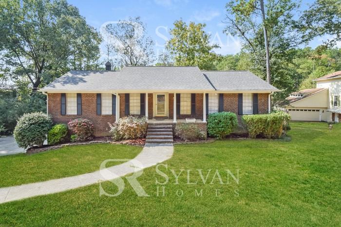 1755 Napier Dr - Photo 2 of 16