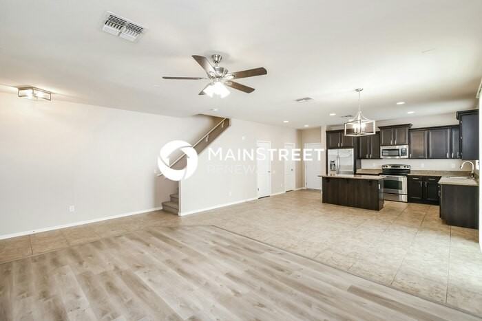 4055 E Tulsa St - Photo 2 of 17