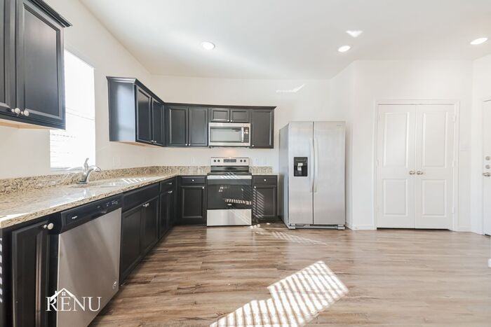 6658 Charleston Dr #6658CD - Photo 3 of 18