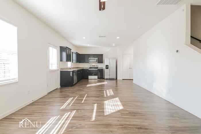 6658 Charleston Dr #6658CD - Photo 7 of 18