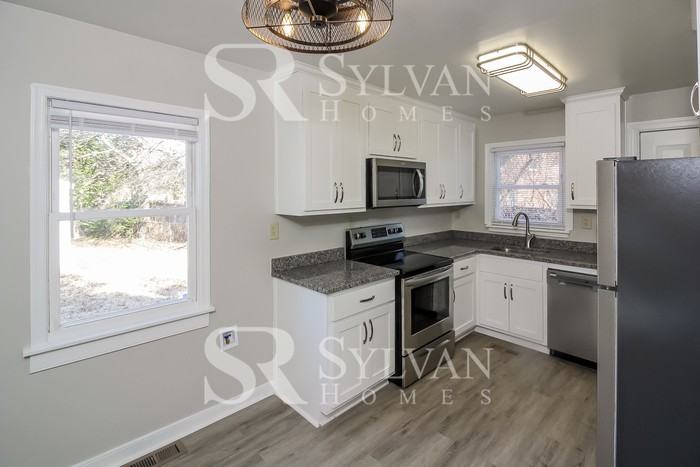 2001 Dawson Rd - Photo 5 of 16