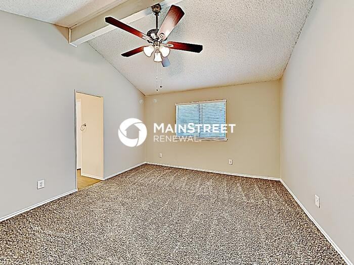 808 Crystal Creek Ln - Photo 6 of 18