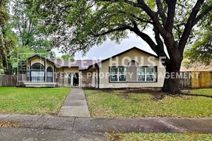 featured image of 412 Trail View Ln