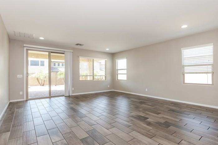 26218 N 121st Ave - Photo 5 of 16