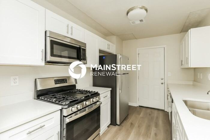 300 Ashton Pl - Photo 6 of 18