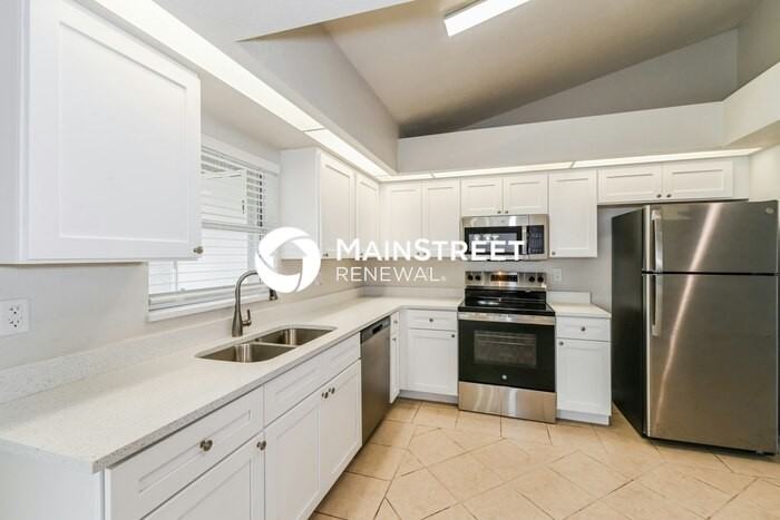 1610 Ne 43rd Ter - Photo 6 of 16