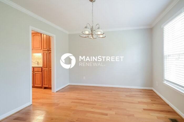 5042 Indian Valley Rd - Photo 6 of 17