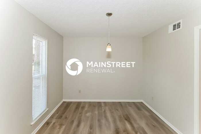 3103 Greenbranch Dr - Photo 5 of 16