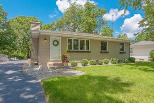 1609 Flag Ave N - Photo 1 of 1