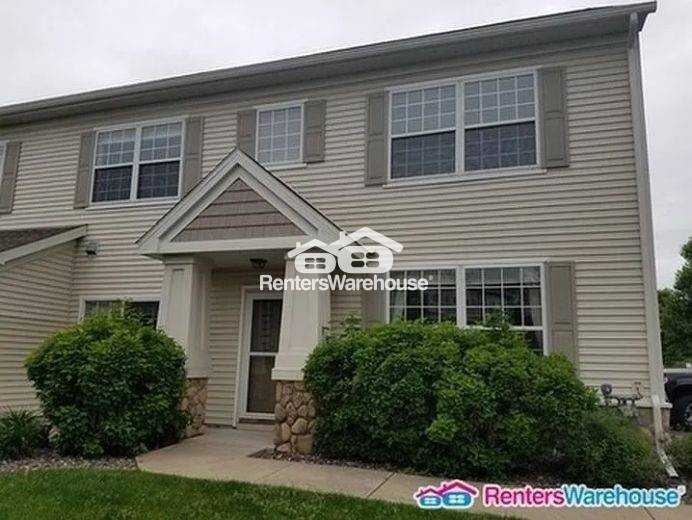 11212 Aberdeen St Ne #E - Photo 2 of 16