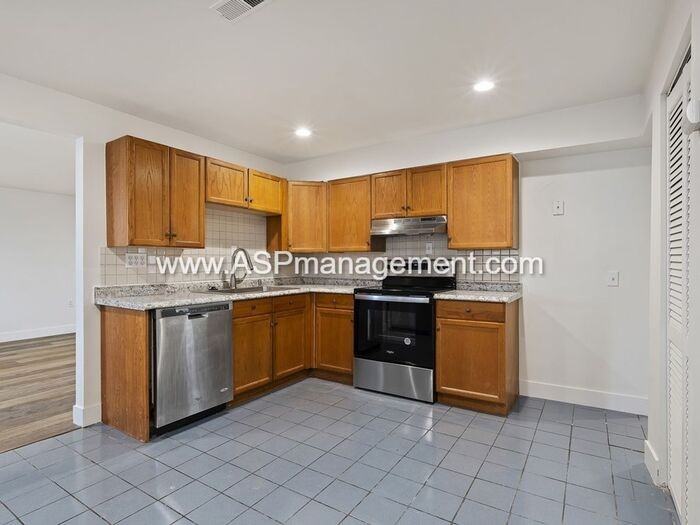 2412 E 3300 S #2 - Photo 7 of 16