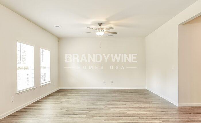 540 Glenmanor Dr - Photo 5 of 44