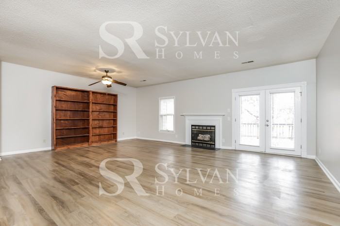 40 Milpond Ln - Photo 3 of 16