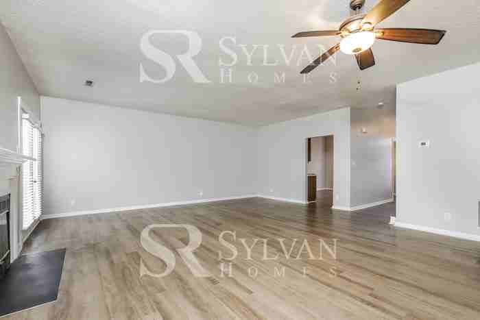 40 Milpond Ln - Photo 5 of 16