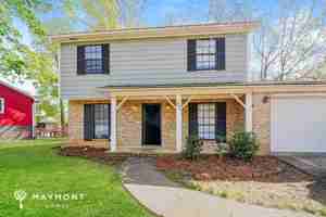 featured image of 3044 Apple Valley Ln