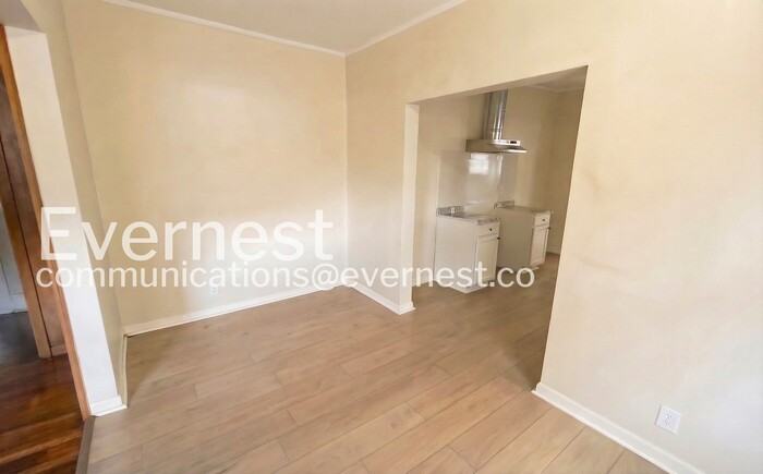 504 Francis Pl Sw - Photo 4 of 20