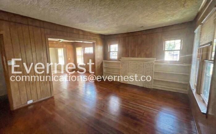 504 Francis Pl Sw - Photo 5 of 20