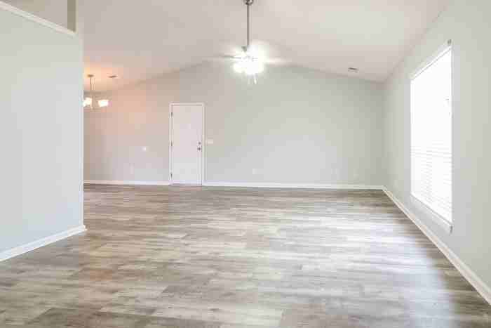 652 New Stock Dr - Photo 2 of 8