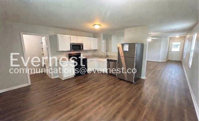 124 Blackwell Ct - Photo 3 of 26