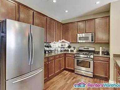 8108 Oakview Cir N - Photo 2 of 14