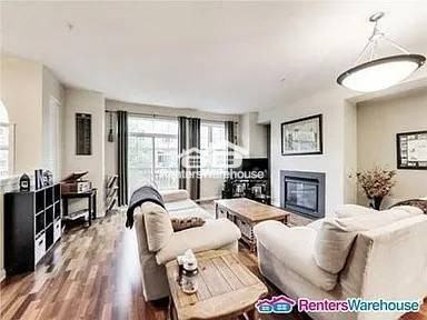 8108 Oakview Cir N - Photo 4 of 14