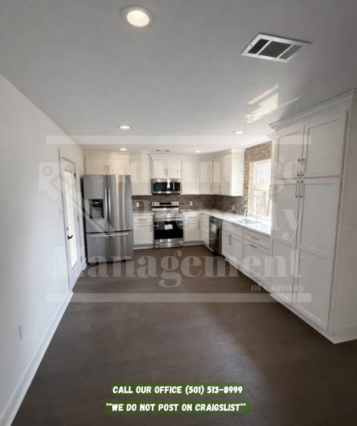 3237 College Ave - Photo 4 of 9