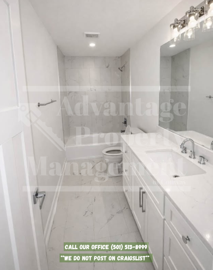 3237 College Ave - Photo 5 of 9