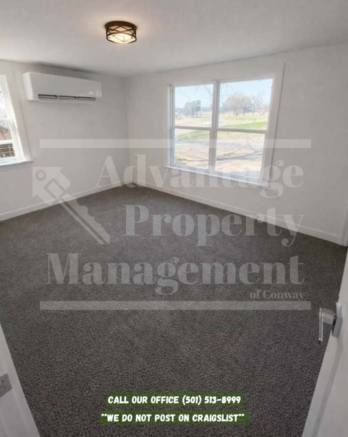 3237 College Ave - Photo 7 of 9