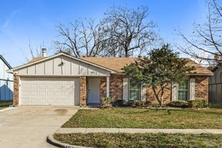 404 Woodcrest Way - Photo 1 of 1