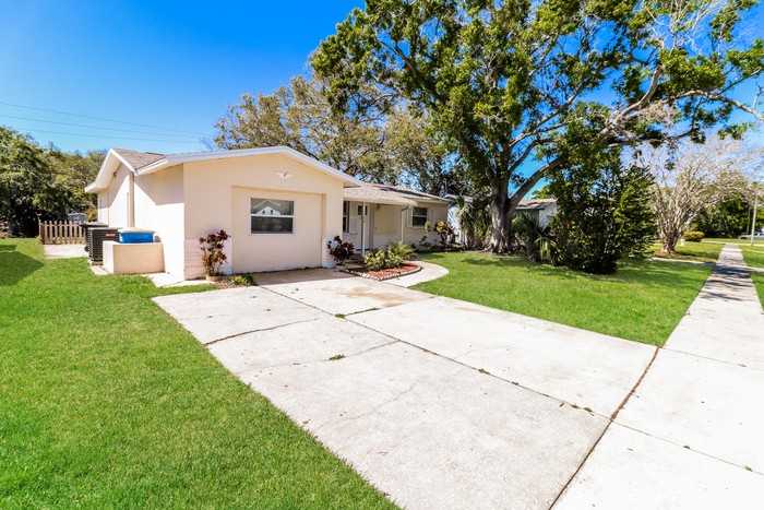 1588 Eunice Ln - Photo 2 of 5