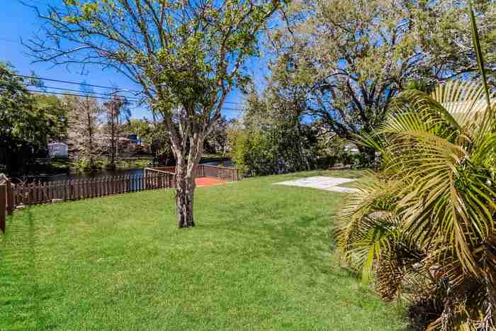 1588 Eunice Ln - Photo 5 of 5