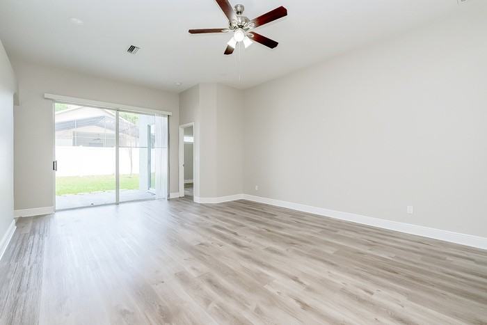 2614 Vinedale Ave - Photo 3 of 16